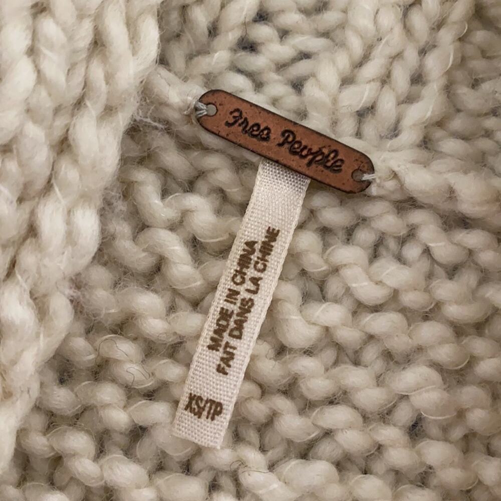FREE PEOPLE RARE! Handmade Fisherman’s Wool Cardigan Sweater Duster Cream XS - Picture 6 of 10